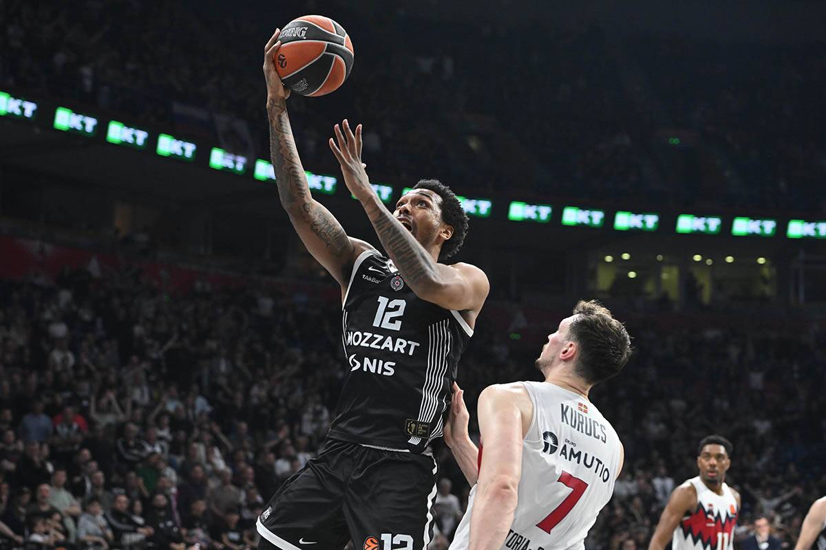 Baskonija - Partizan (4).jpg