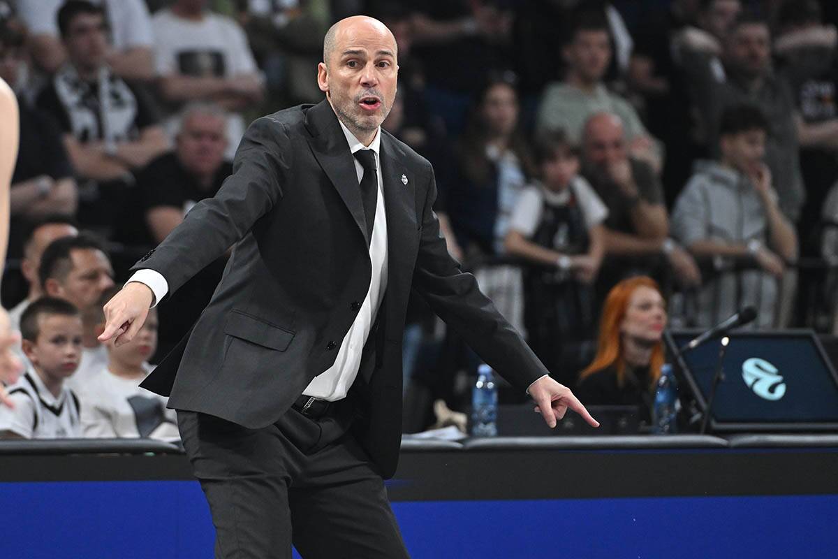 Baskonija - Partizan (11).jpg