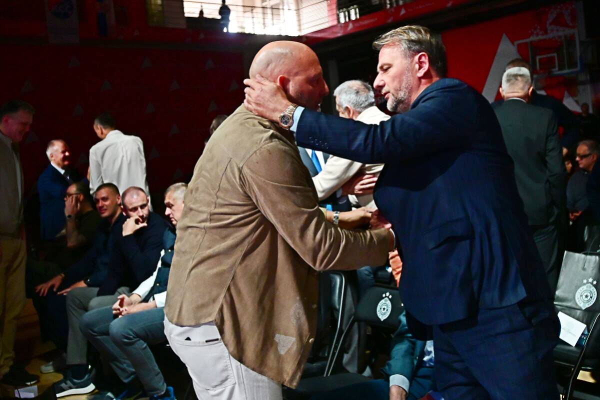 Ostoja Mijailović i Aleksandar Saša Đorđević na promociji monografije KK Partizan