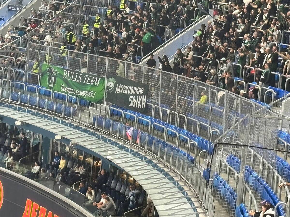 Stadion Zenita (1).jpg