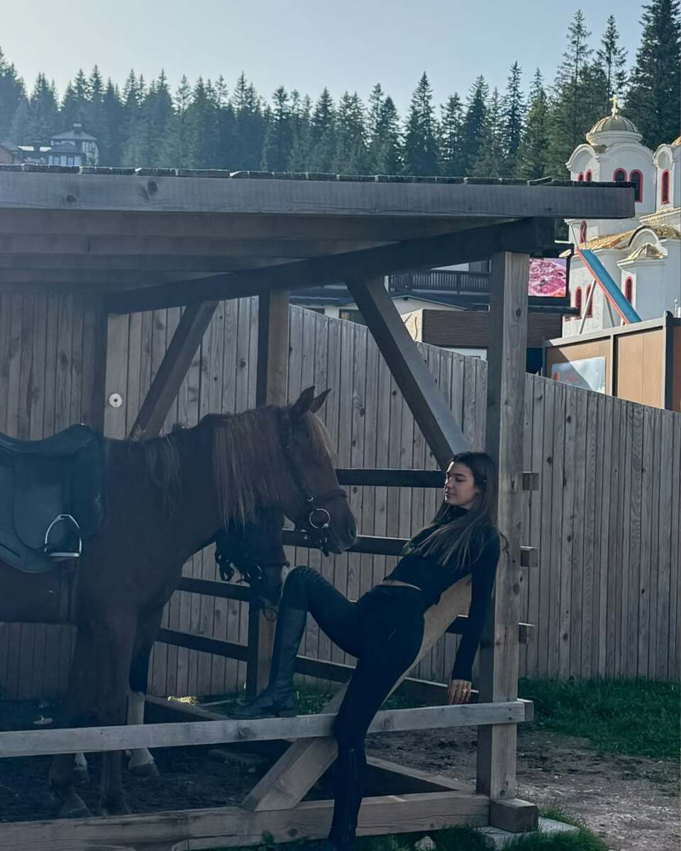 Ko je Ksenija Milović za kojom je odlepio srpski TikTok a koja je sad Mis Top Model