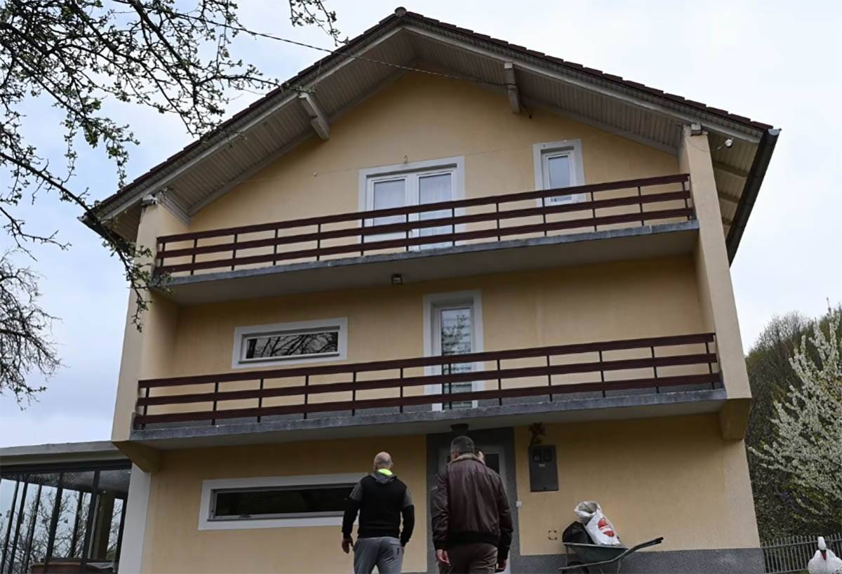 Bosanac prodao kuću u Nemačkoj i kupio pola rodnog sela (9).jpg