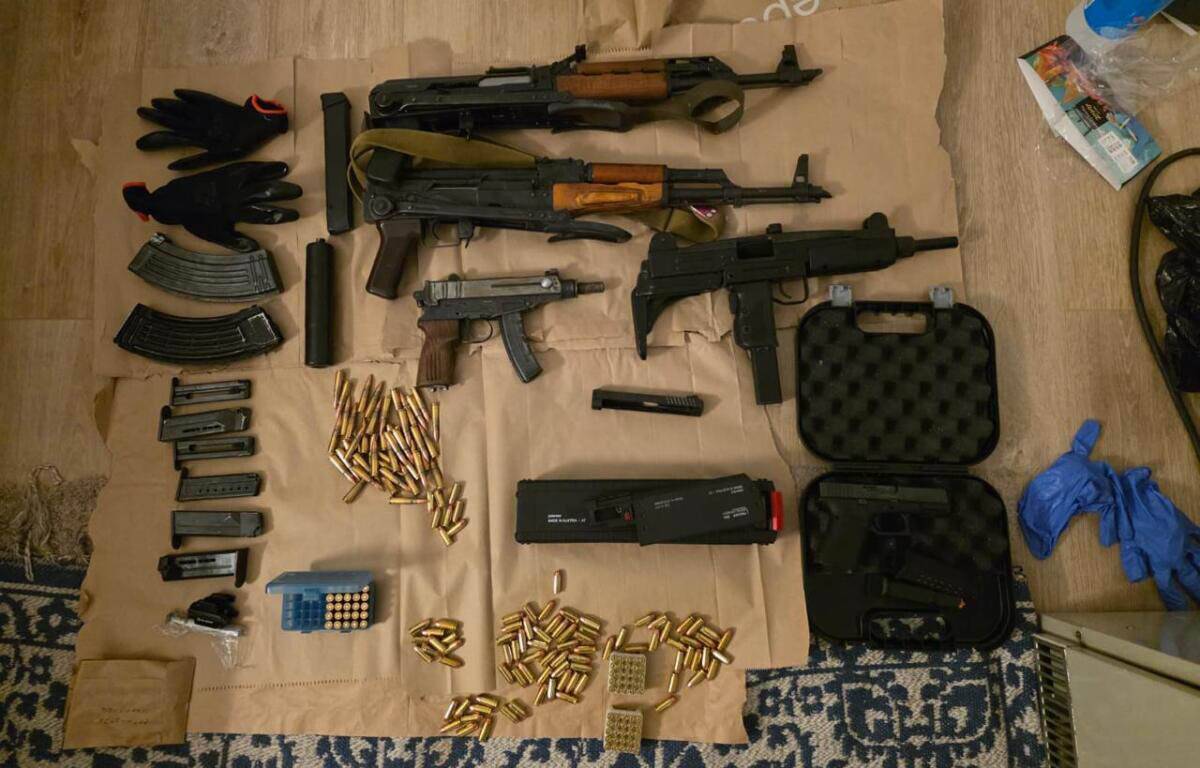 Zaplena oružja vračarskog klana  (1).jpg