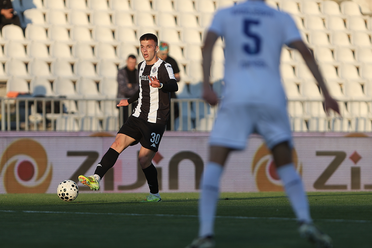 Partizan - Železničar (6).png