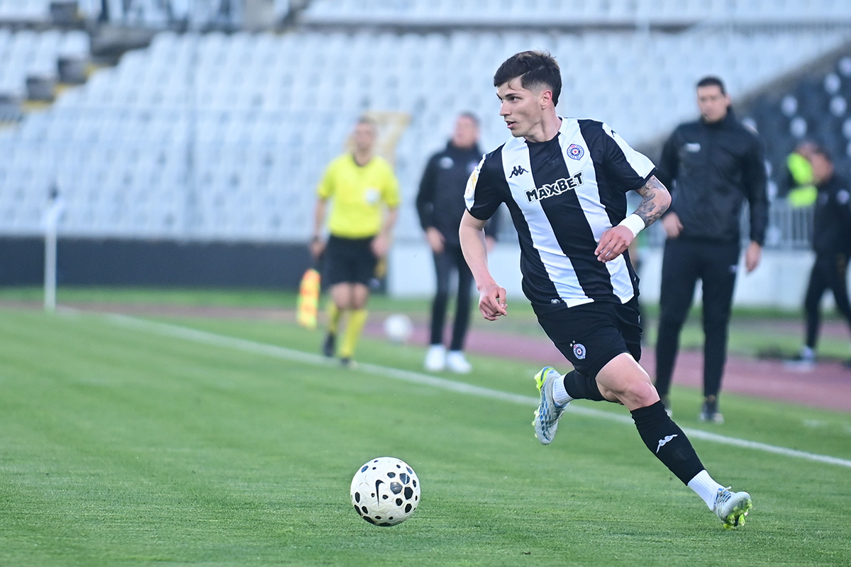 Partizan - Železničar (3).png