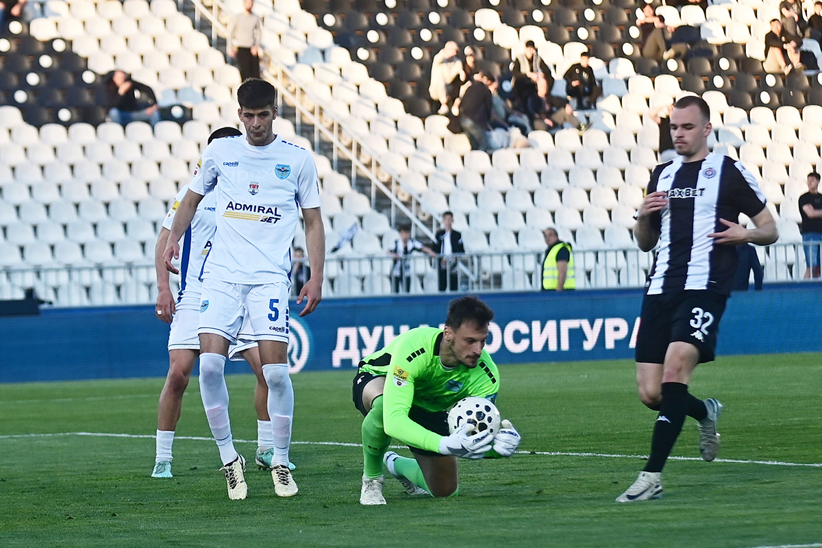 Partizan - Železničar (7).png