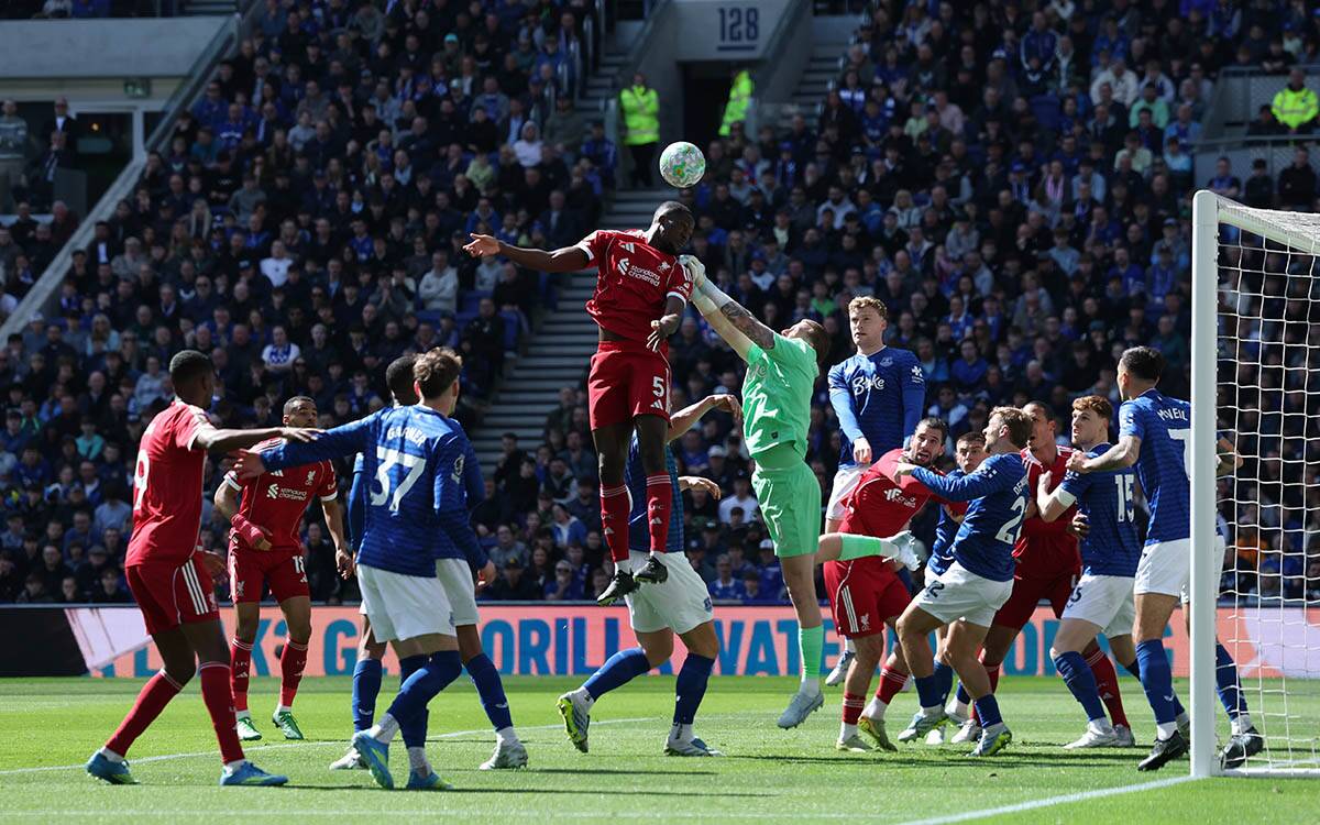 Liverpul - Everton 1.jpg