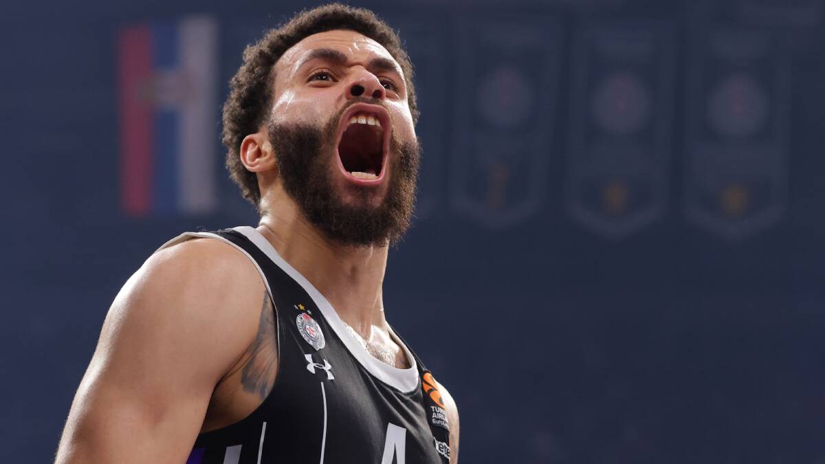 Duejn Vašington slavi u Partizanu