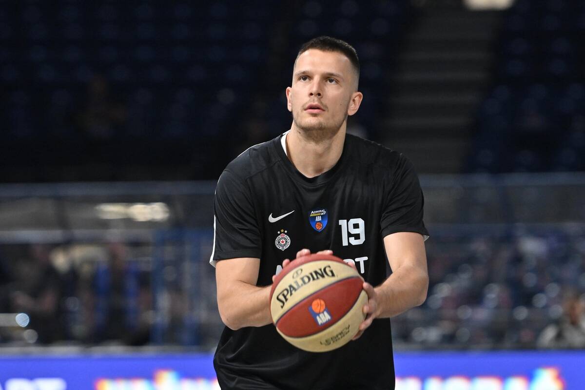 Partizan - Crvena zvezda 8.JPG