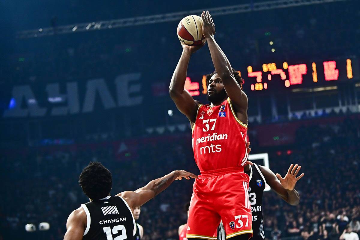 Partizan vs Crvena zvezda (1).jpg