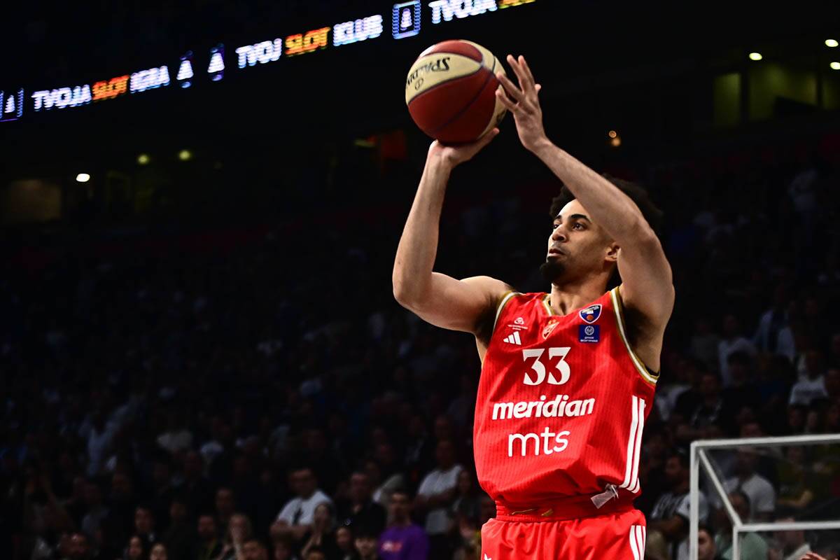 Partizan vs Crvena zvezda (8).jpg