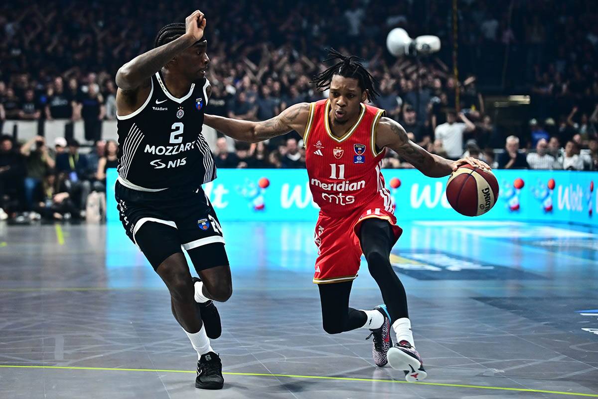 Crvena zvezda vs Partizan (2).jpg