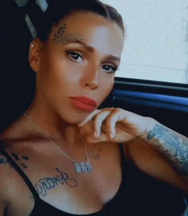 "Uhvatila sam ga s drugom, a onda je krenuo da me bije": Pevačica prošla pakao s bivšim, udarao je pesnicama i šutirao