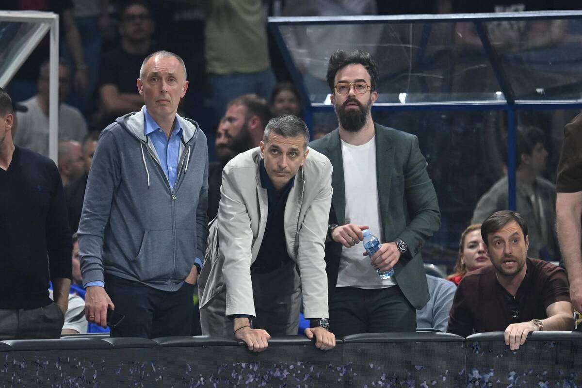 Uprava Zvezde na večitom derbiju protiv Partizana u Areni