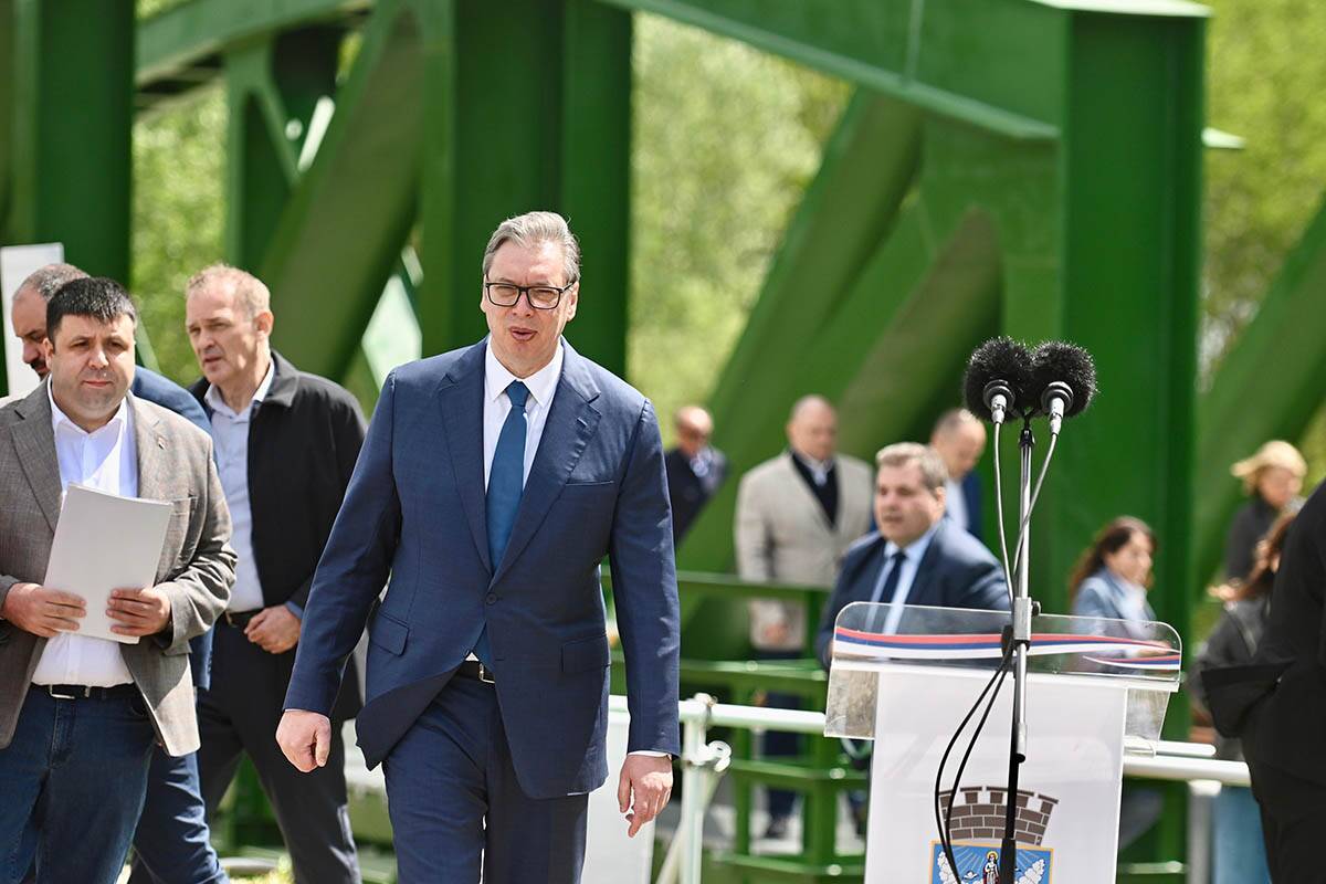 Aleksandar Vučić na otvaranju novog mosta u Tomaševcu (7).jpg