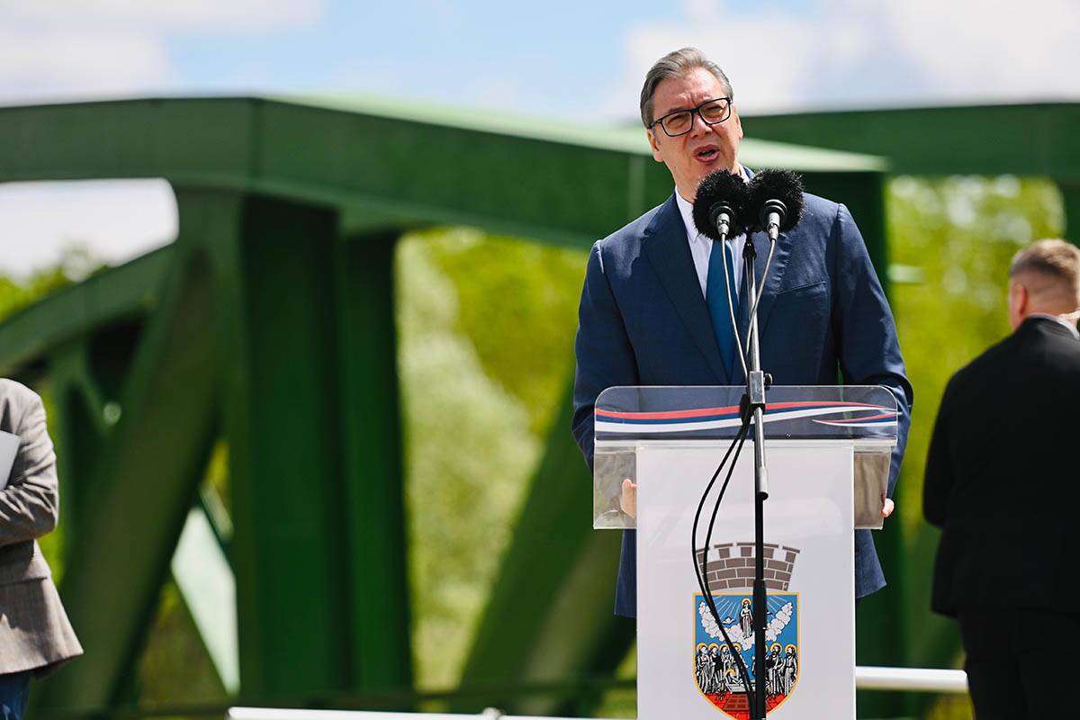 Aleksandar Vučić na otvaranju novog mosta u Tomaševcu (19).jpg