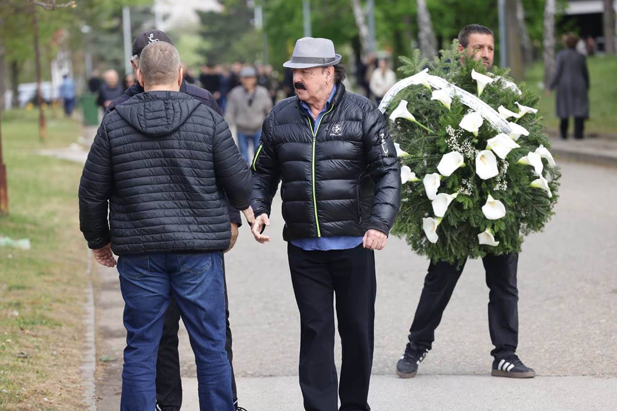 Haris Džinović na sahrani Saše Katančića (18).jpg