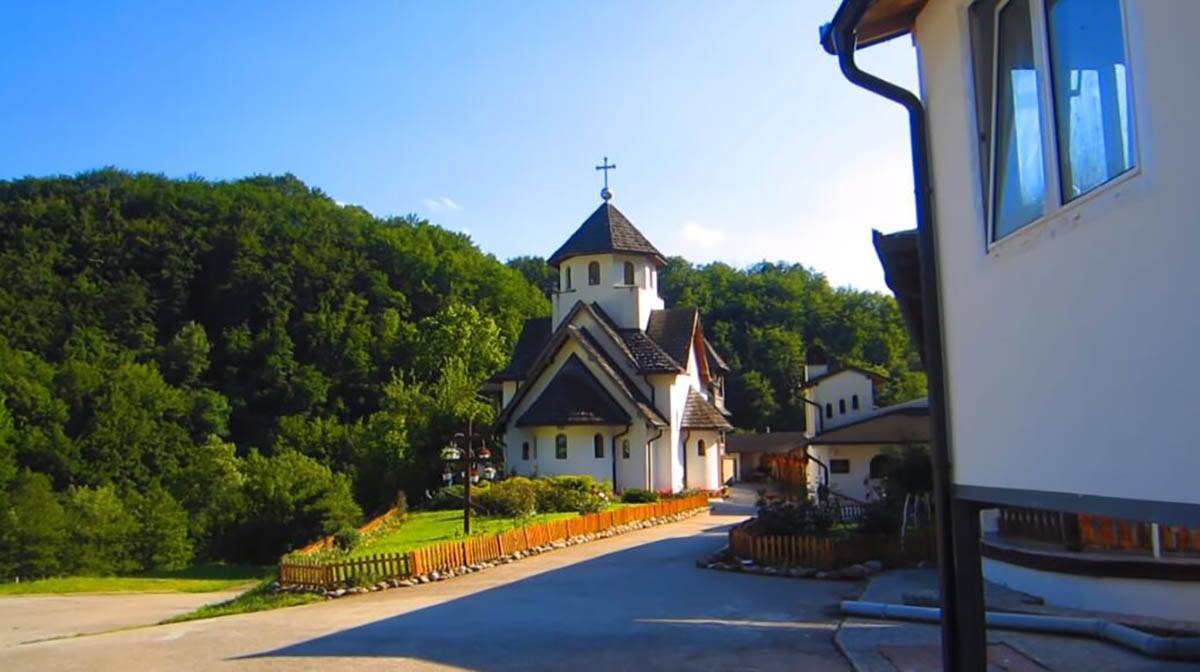 Manastir Soko kod Soko grada  2.jpg