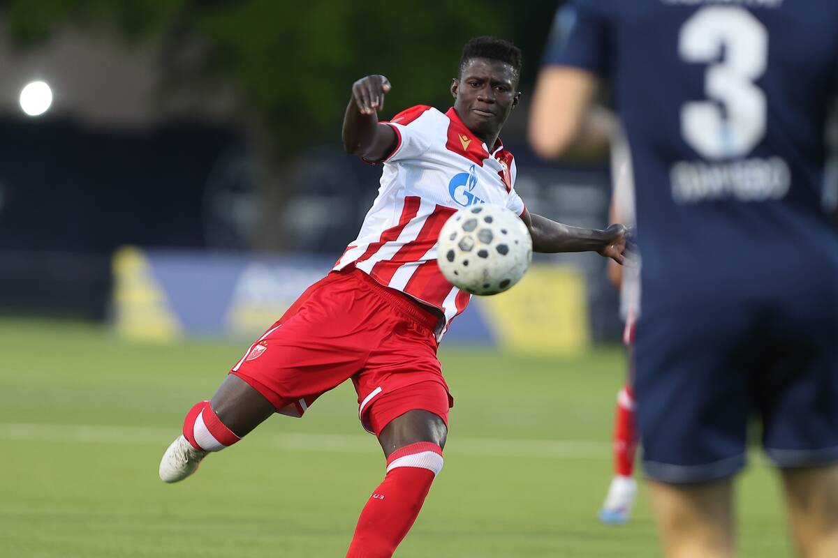 Crvena Zvezda - Železničar (4).JPG