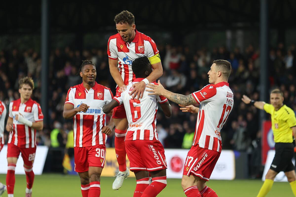 Crvena Zvezda - Železničar (12).JPG