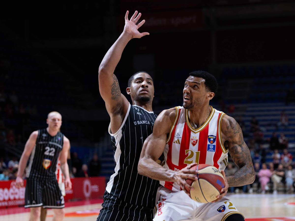 Džoel Bolomboj (10).jpg