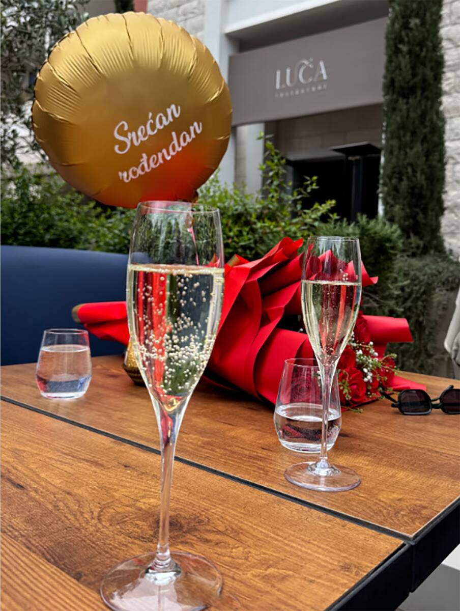 Danijela Dimitrovska proslavila 39. rođendan (7).jpg