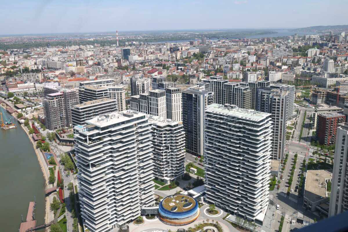 Otvoren vidikovac na Kuli Beograd (3).jpg