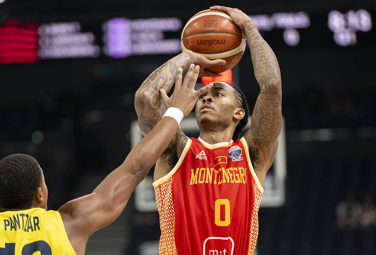 Kajl Olmen u dresu Crne Gore.