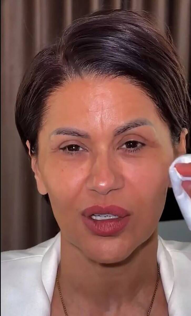 Mina Kostić sa kratkom kosom (2).jpg