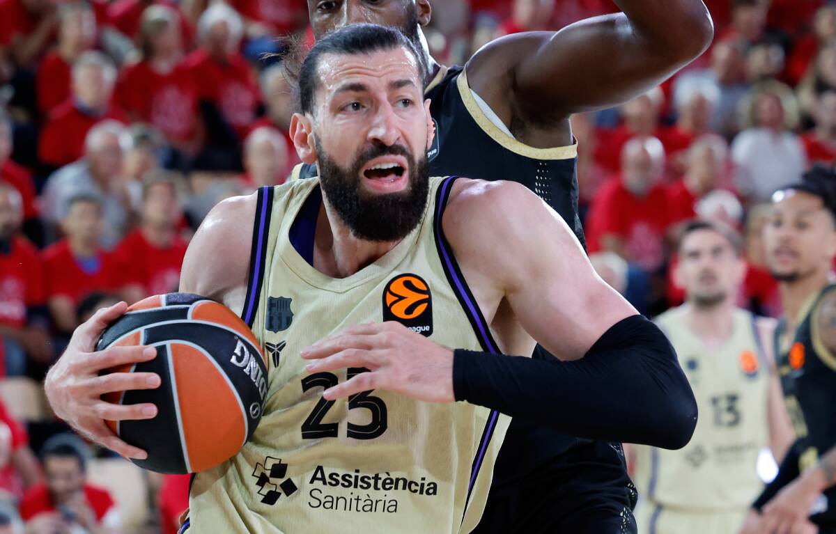 Tornike Šengelija na utakmici Monako Barselona