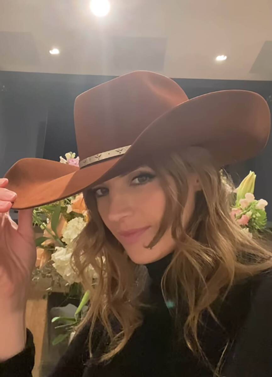 Stana Katić (11).jpg