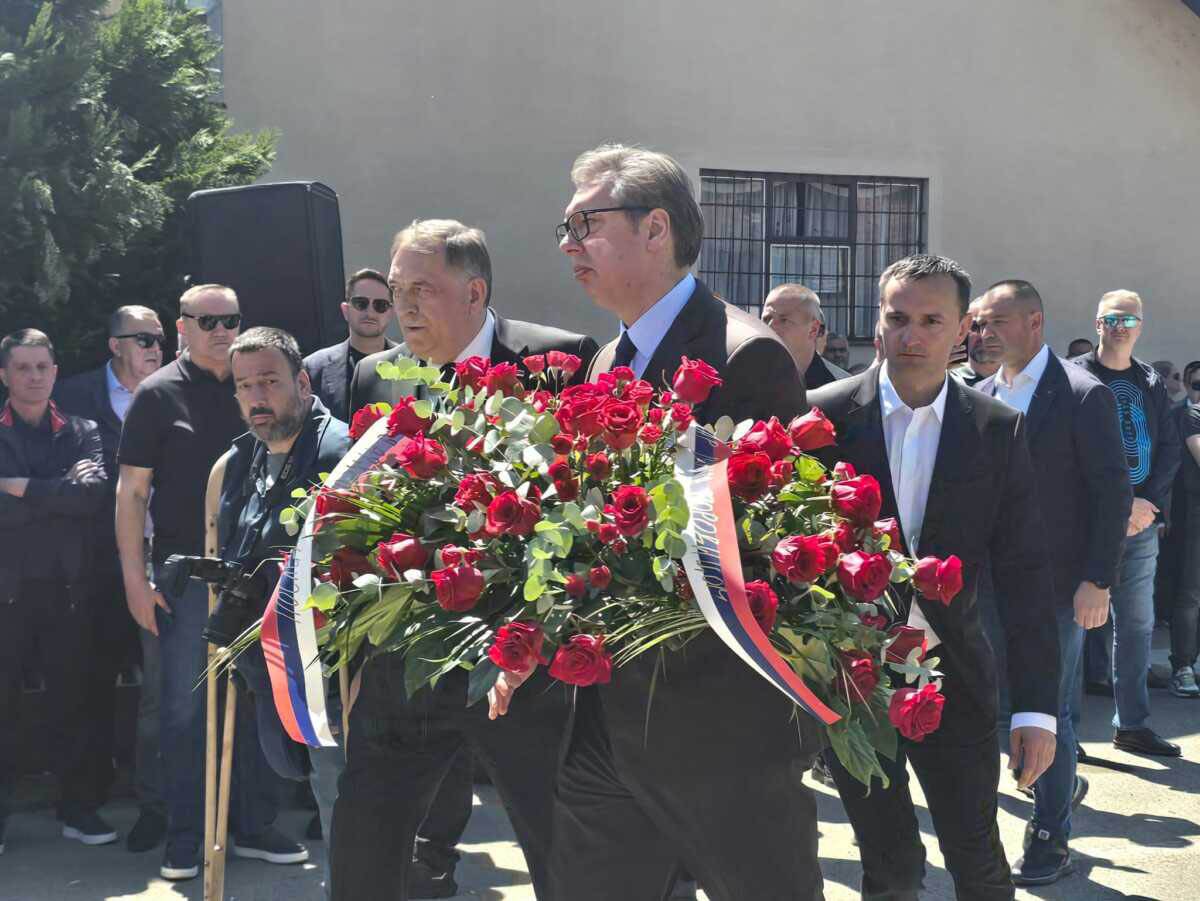 Sahrana majke Milorada Dodika  (7).jpg