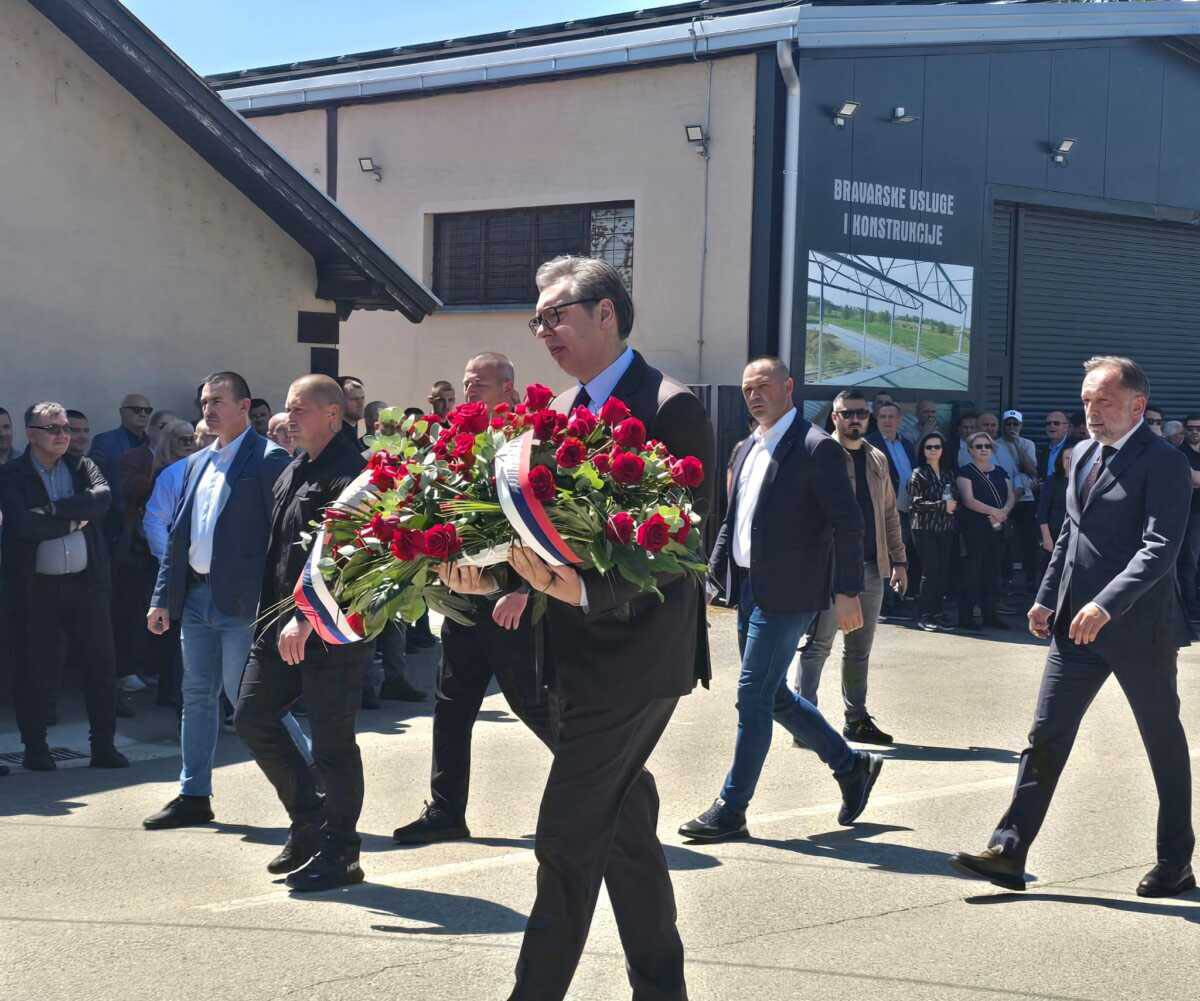 Sahrana majke Milorada Dodika  (1).jpg