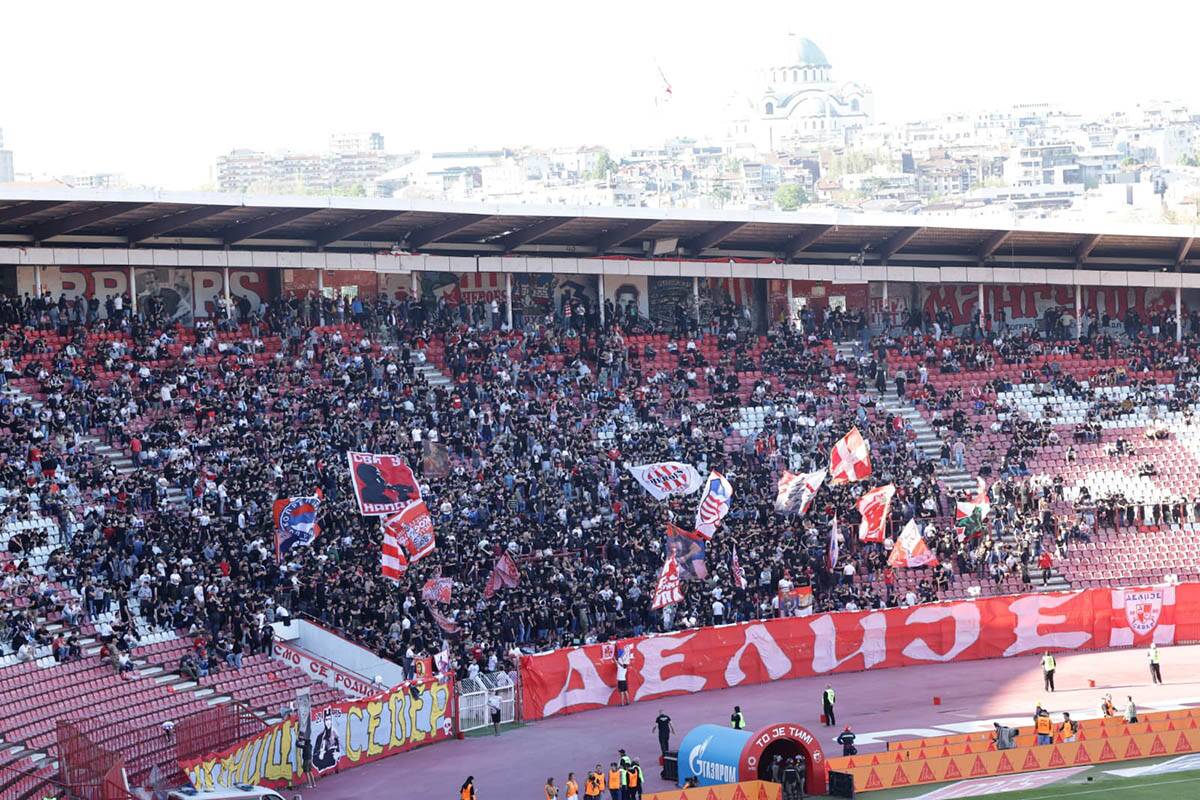 Crvena Zvezda - Partizan derbi (12).jpg