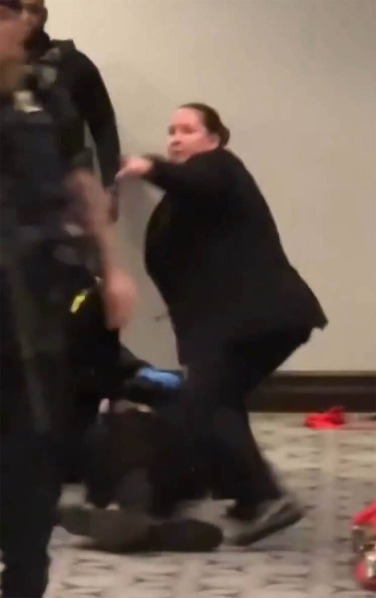 Snimci hapšenja napadača u hotelu u Vašingtonu 2.jpg