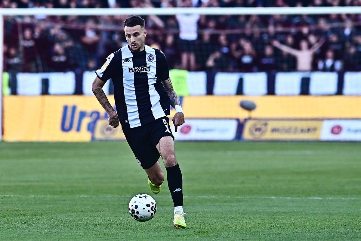 Crvena Zvezda 179. večiti derbi (3).jpg