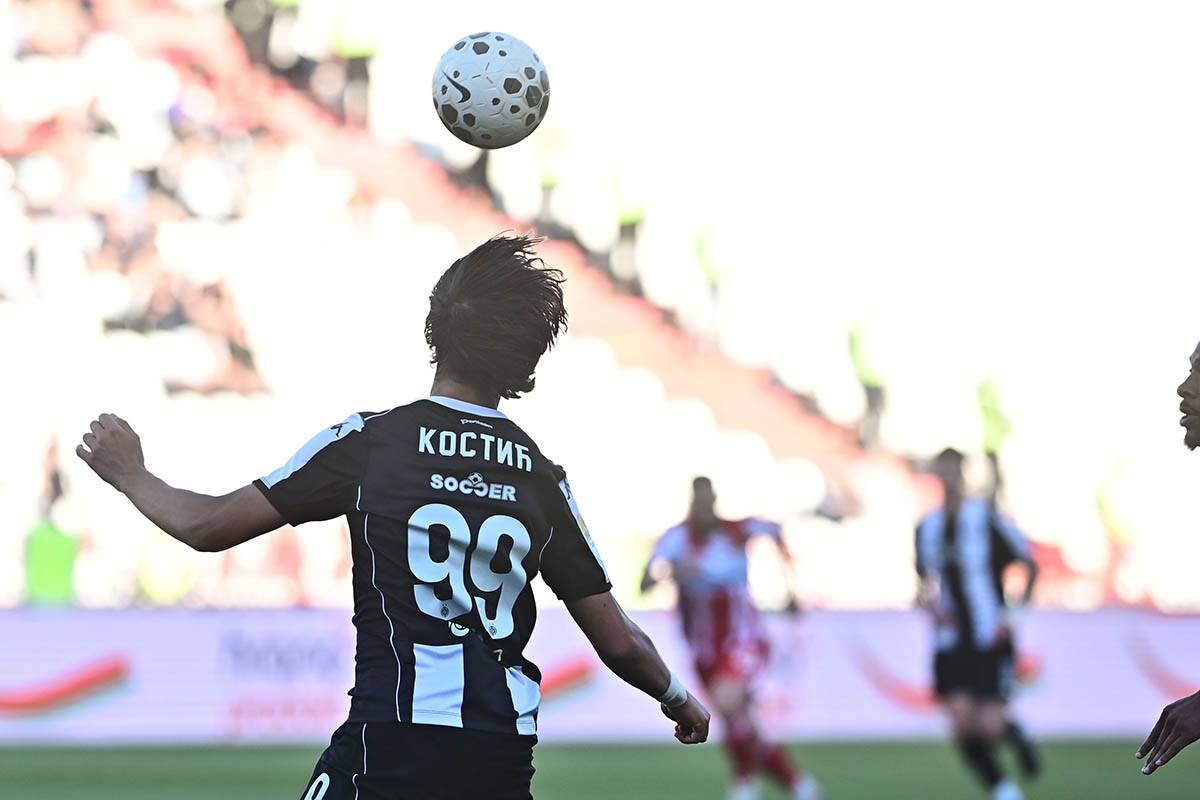 Crvena Zvezda 179. večiti derbi (1).jpg