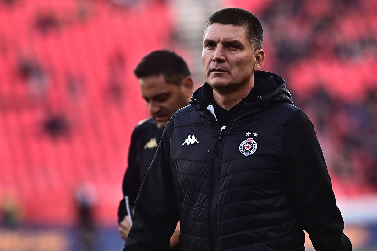 Crvena Zvezda 179. večiti derbi (13).jpg