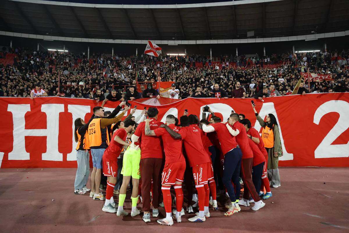 Crvena Zvezda proslava titule