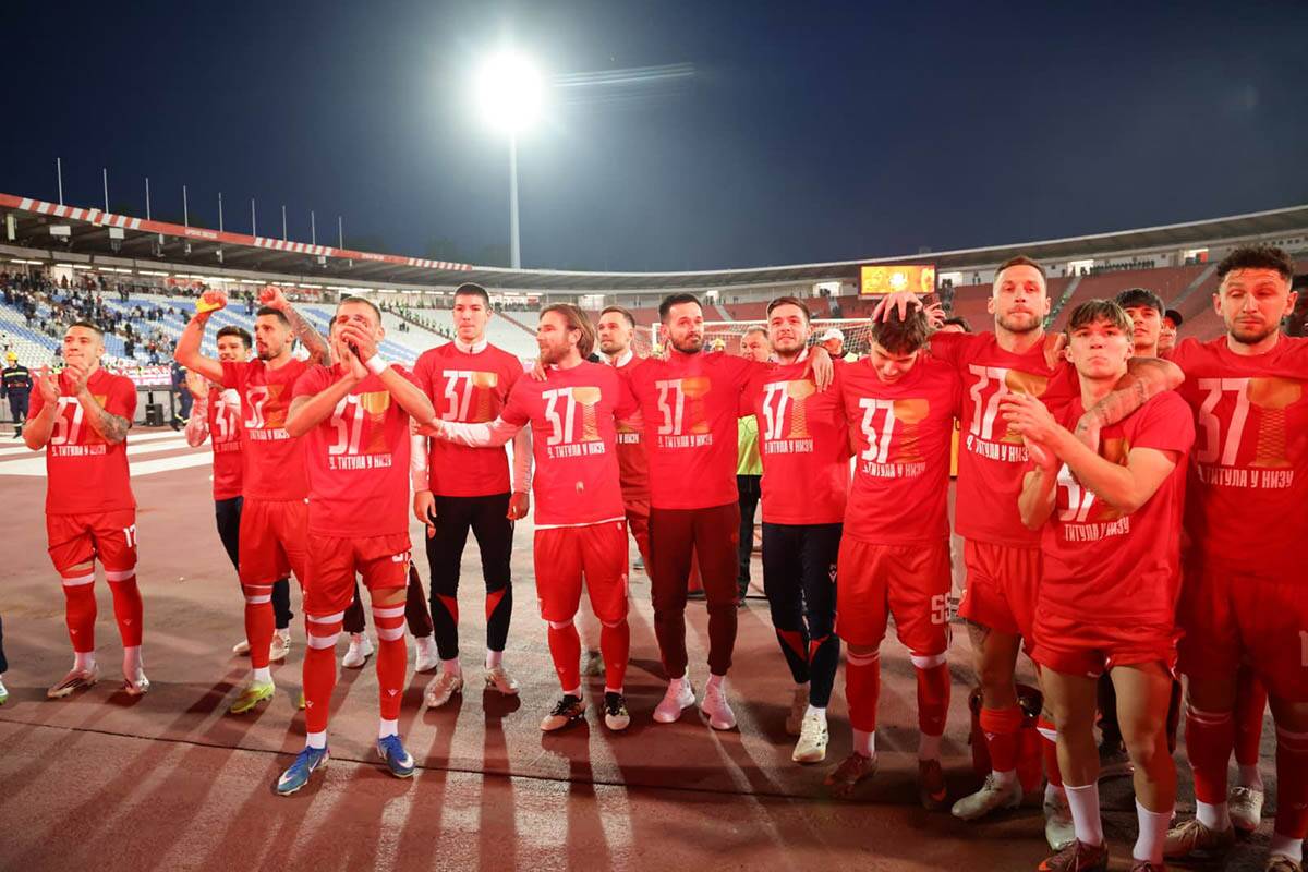 Crvena Zvezda proslava titule