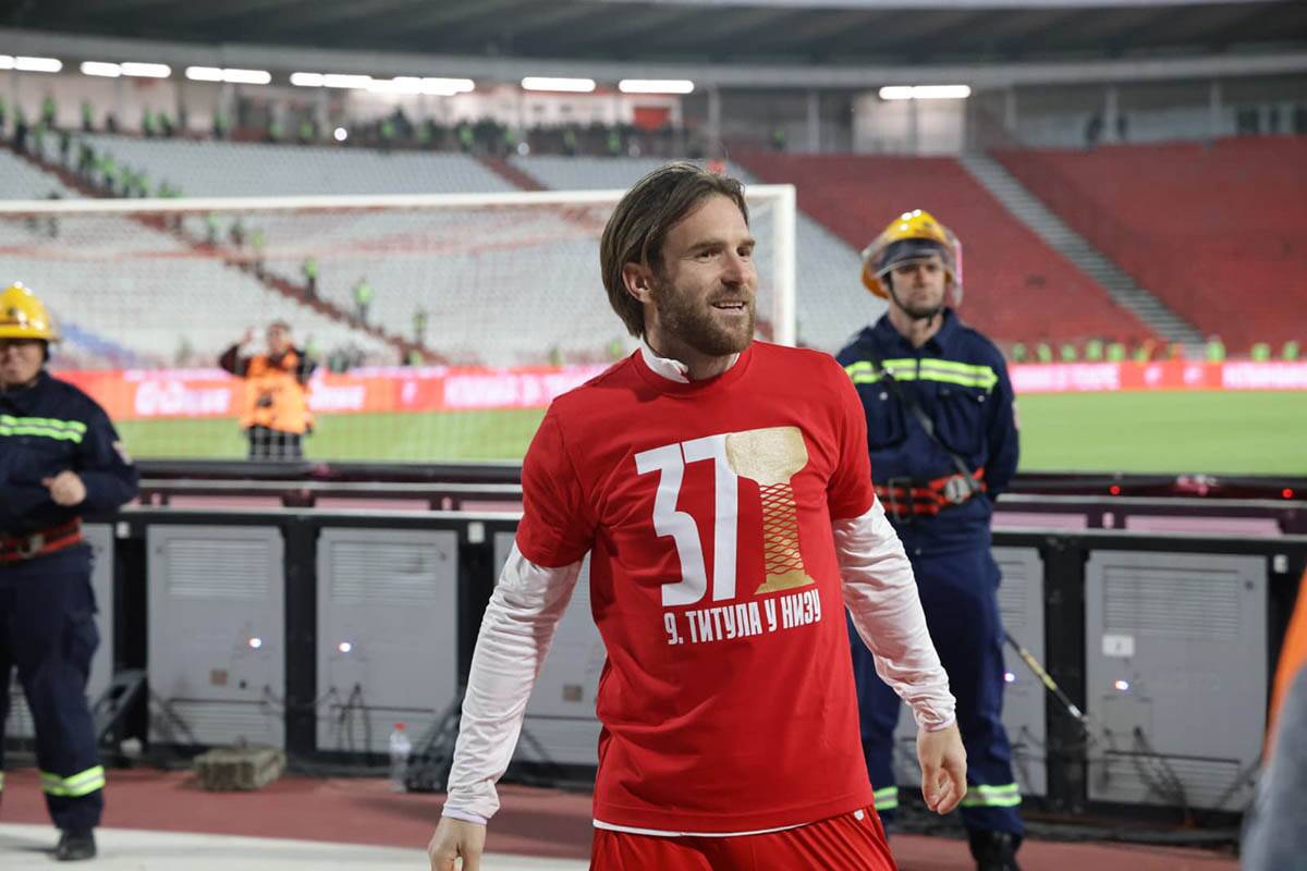 Crvena Zvezda proslava titule