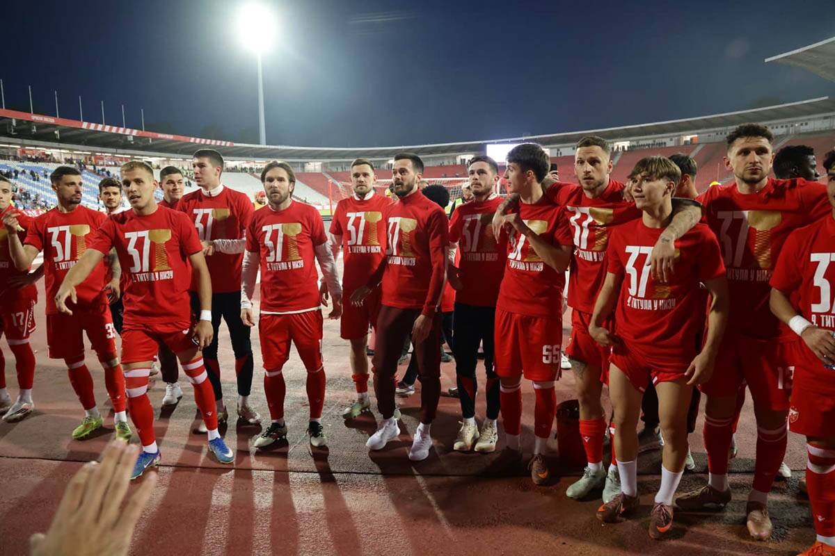 Crvena Zvezda proslava titule