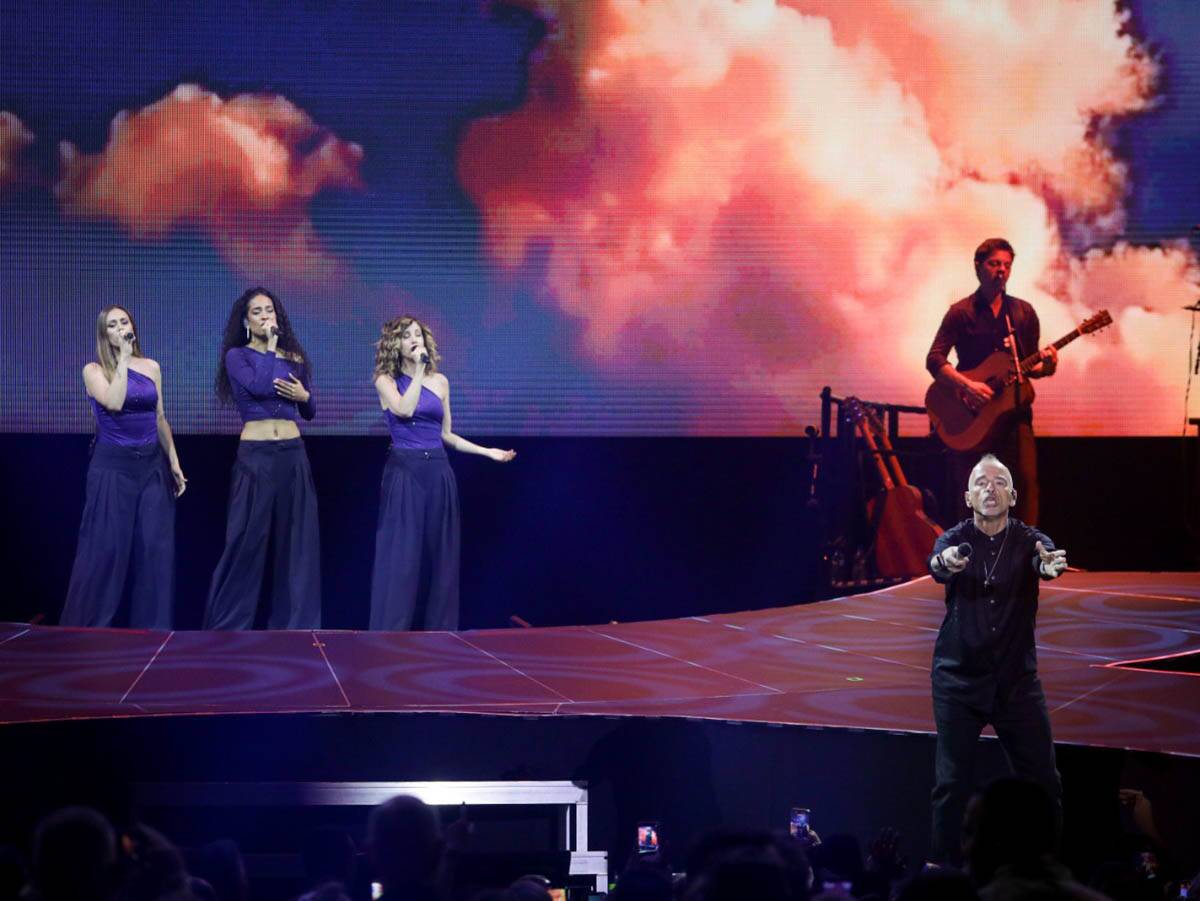 Eros Ramacoti koncert u Areni (5).jpg