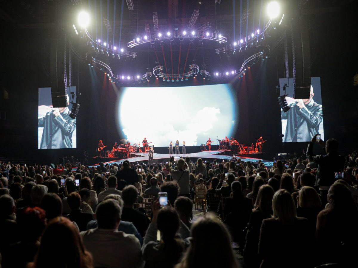 Eros Ramacoti koncert u Areni (13).jpg