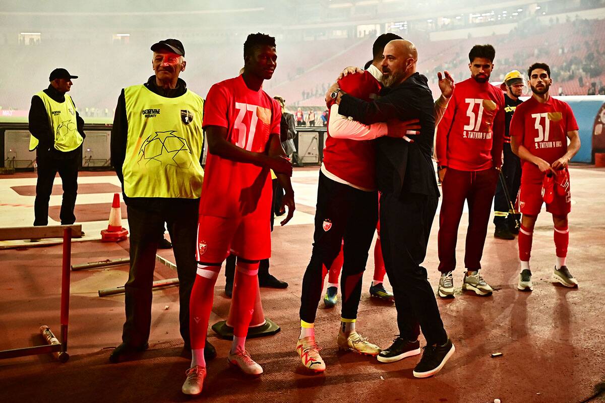 Slavlje Crvene zvezde posle derbija (4).jpg