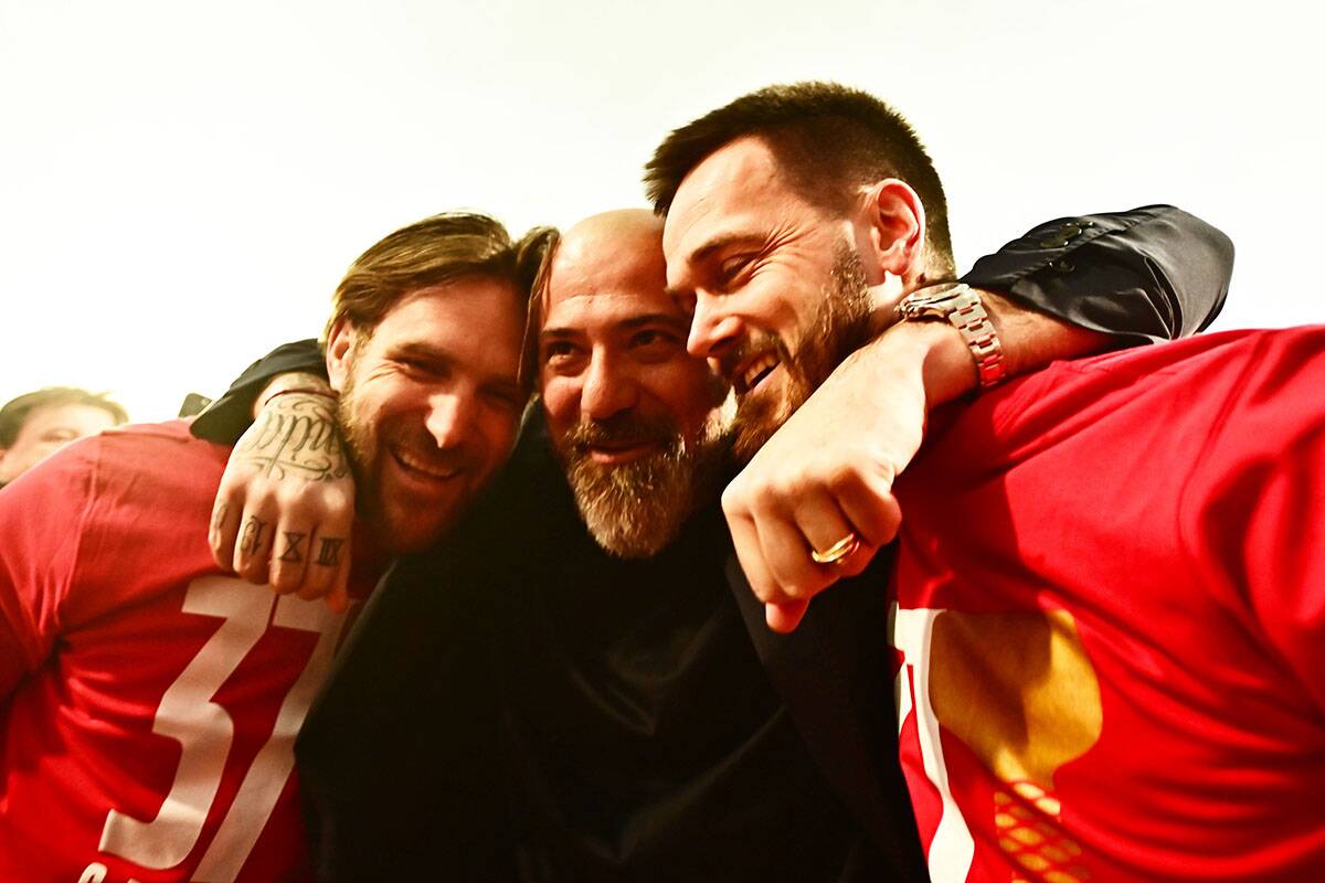 Slavlje Crvene zvezde posle derbija (5).jpg