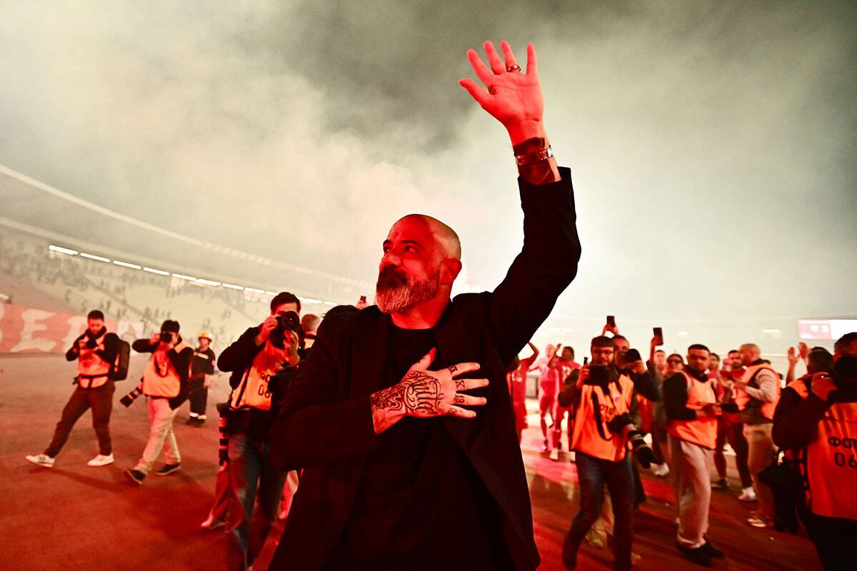 Slavlje Crvene zvezde posle derbija (9).jpg