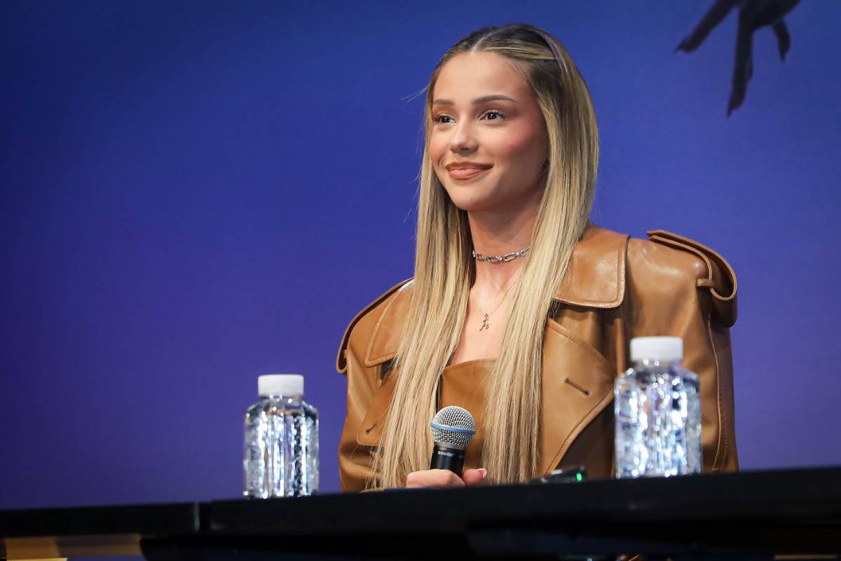 Andjela Ignjatovic Breskvica promocija spota (8).jpg