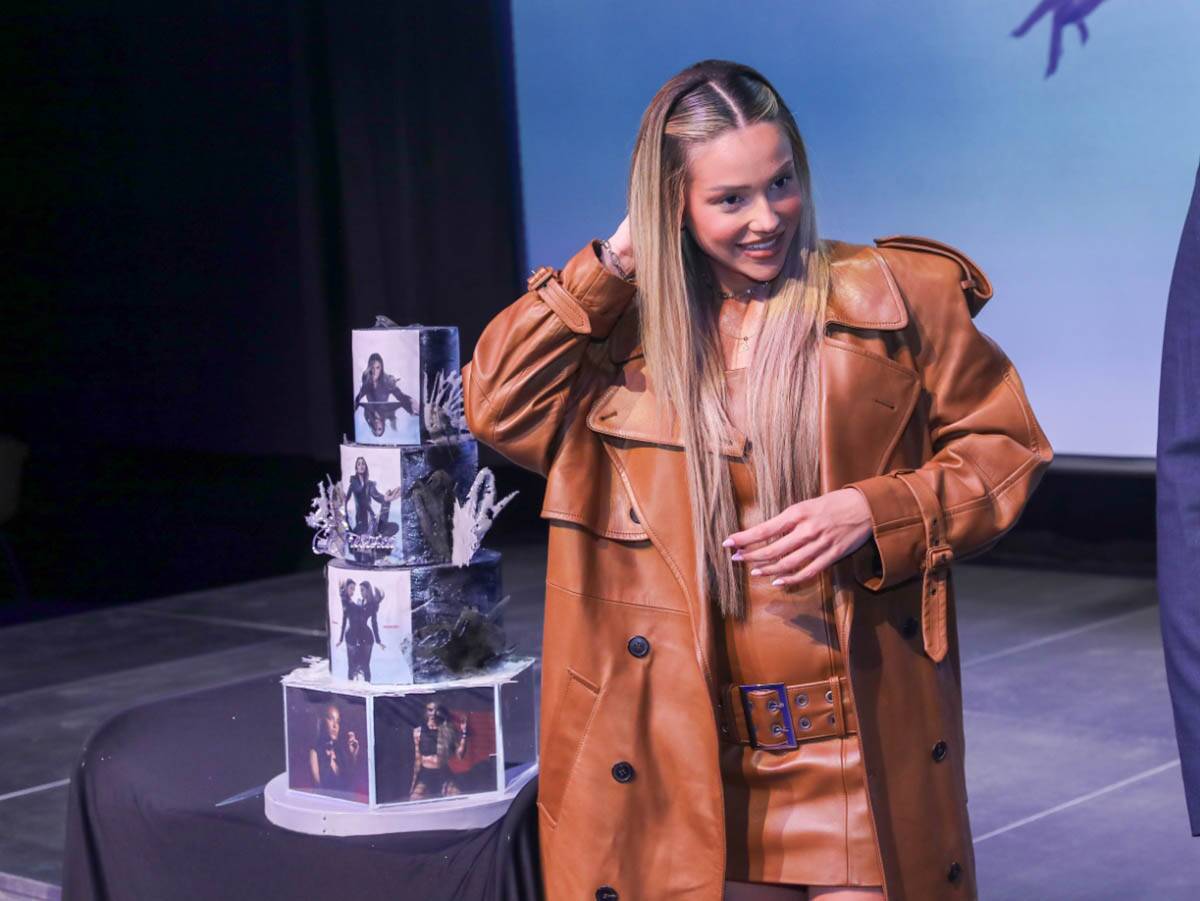 Andjela Ignjatovic Breskvica promocija spota  (1).jpg