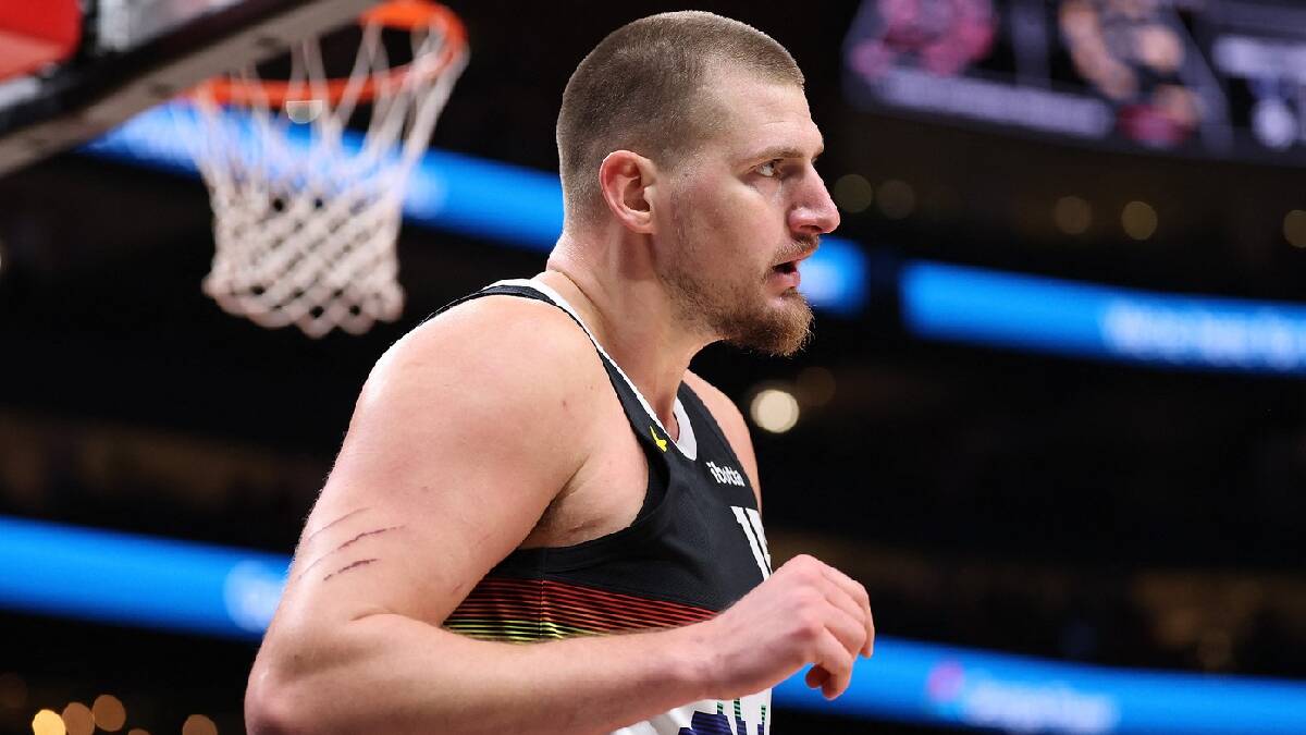 Nikola Jokić posle snažnog duela na utakmici Denver Nagetsa